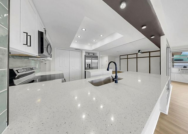 6512 SENEGAL PALM WAY, Apollo Beach, FL 33572