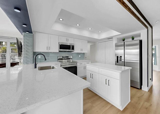 6512 SENEGAL PALM WAY, Apollo Beach, FL 33572