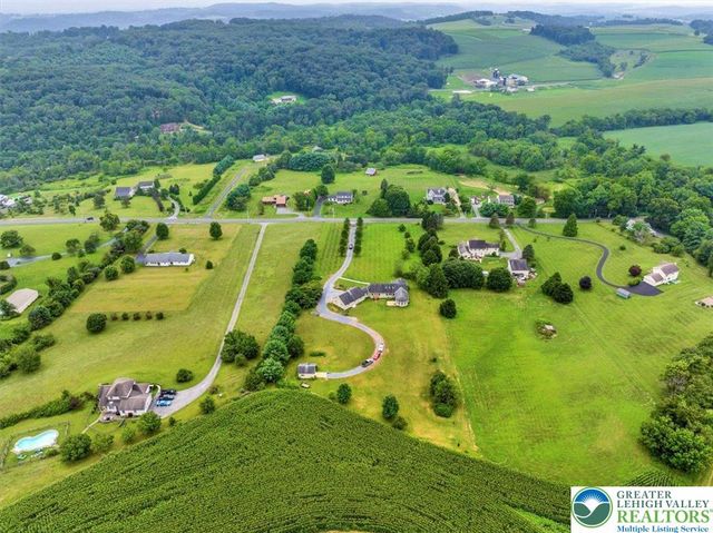 123 Kohlers Hill Road, Greenwich Twp, PA 19530
