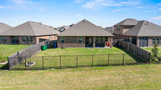 510 Pleasant Hill Lane, Fate, TX 75189
