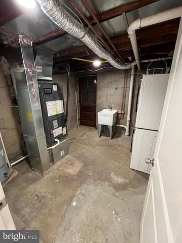 303 ARDEN RD W, Baltimore, MD 21225