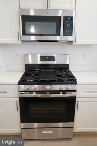 303 ARDEN RD W, Baltimore, MD 21225