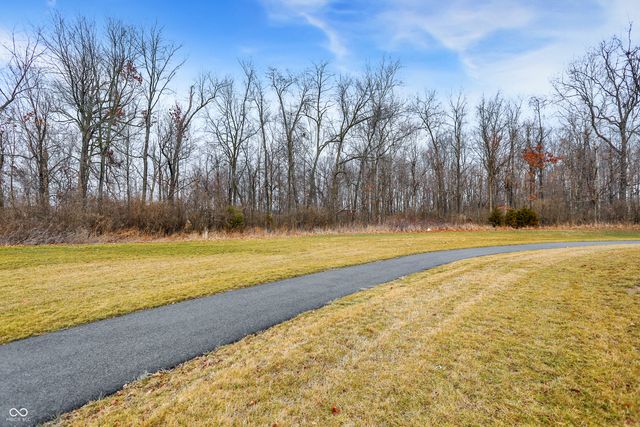 8594 Meadowlands Court, Plainfield, IN 46168