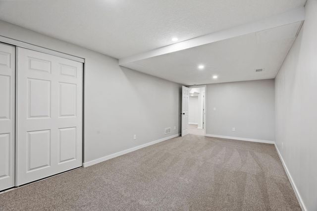 9665 106th Avenue N, Maple Grove, MN 55369