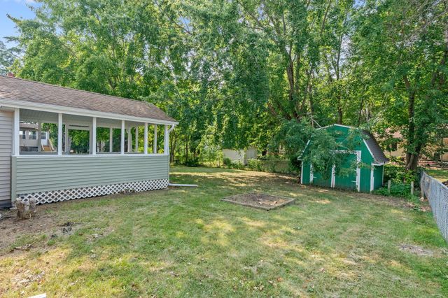 9665 106th Avenue N, Maple Grove, MN 55369