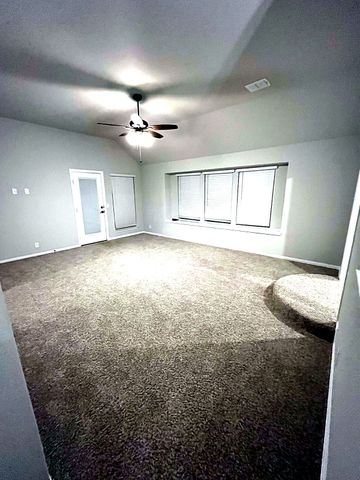 2909 Parkwood Circle, Denton, TX 76226