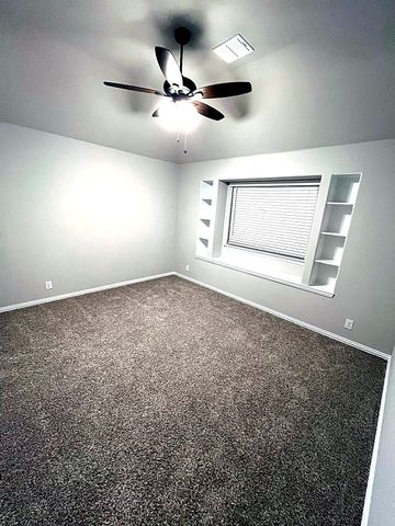 2909 Parkwood Circle, Denton, TX 76226