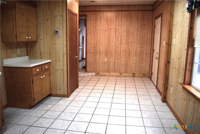 10308 N FM 487, Rockdale, TX 76567