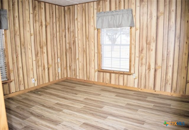 10308 N FM 487, Rockdale, TX 76567