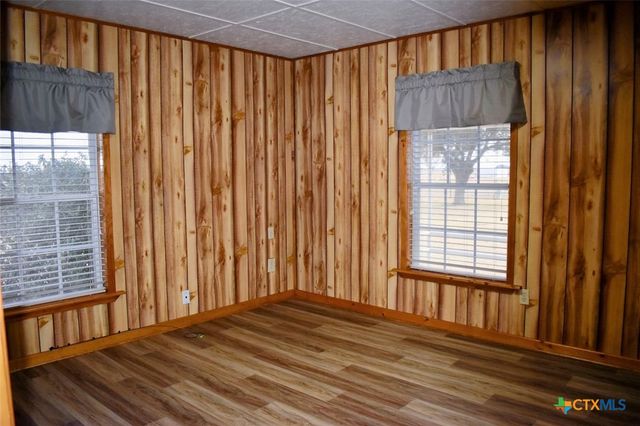 10308 N FM 487, Rockdale, TX 76567