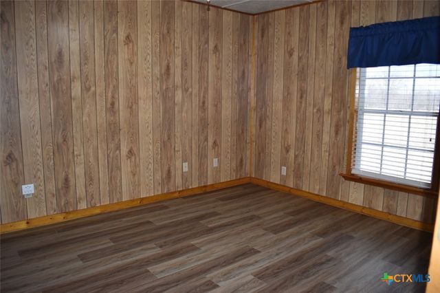 10308 N FM 487, Rockdale, TX 76567