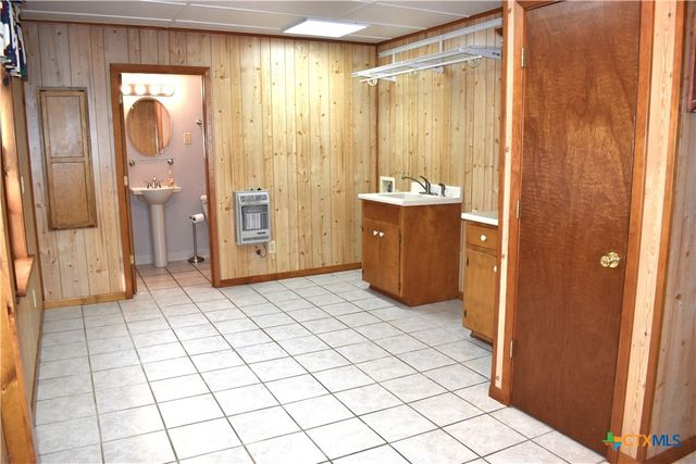 10308 N FM 487, Rockdale, TX 76567