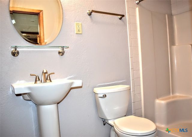 10308 N FM 487, Rockdale, TX 76567