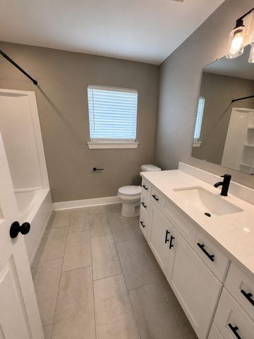 5105 Oak Avenue, Pasadena, TX 77503