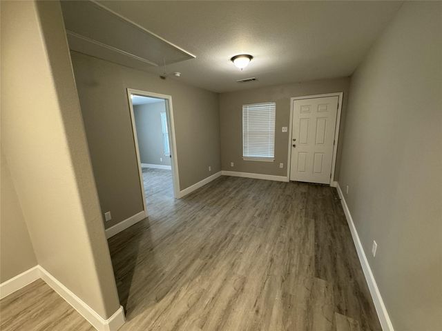5105 Oak Avenue, Pasadena, TX 77503