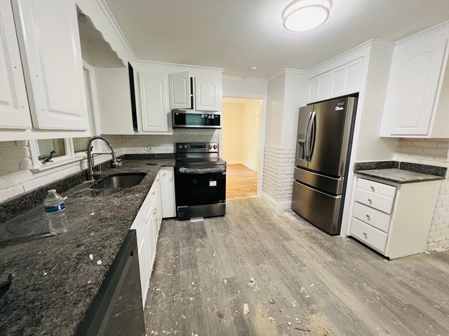 50 Cleveland Ave, Braintree, MA 02184