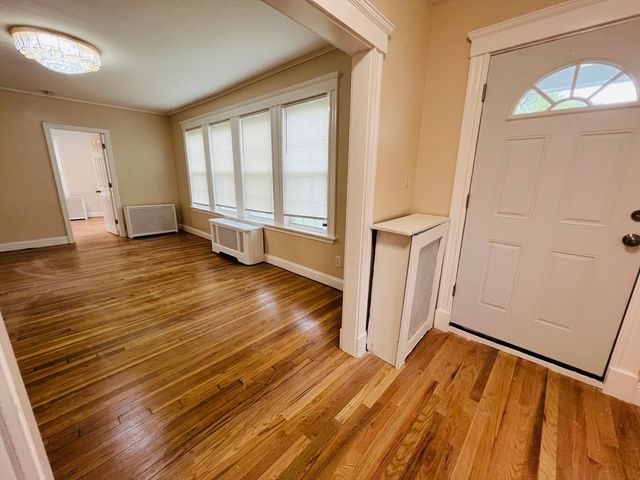 50 Cleveland Ave, Braintree, MA 02184