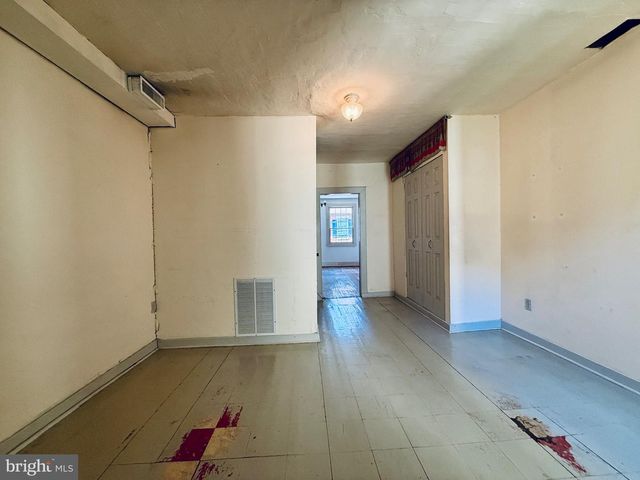 1631 SHAKESPEARE ST, Baltimore, MD 21231