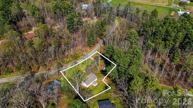 289 Riverview Church Road, Asheville, NC 28806