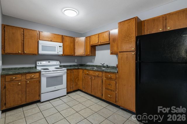 289 Riverview Church Road, Asheville, NC 28806