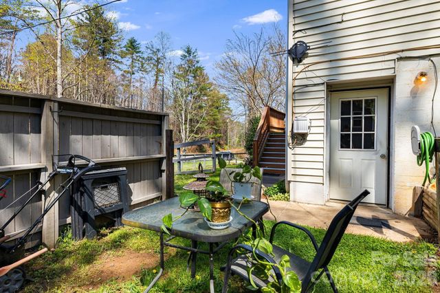 289 Riverview Church Road, Asheville, NC 28806