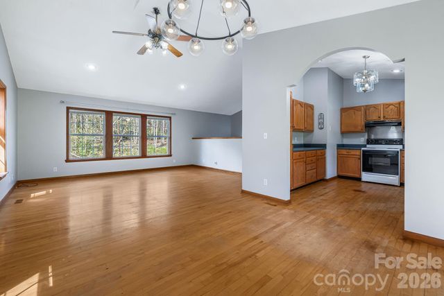 289 Riverview Church Road, Asheville, NC 28806