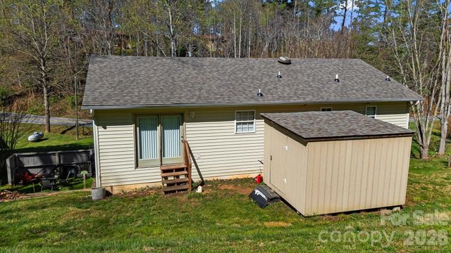 289 Riverview Church Road, Asheville, NC 28806