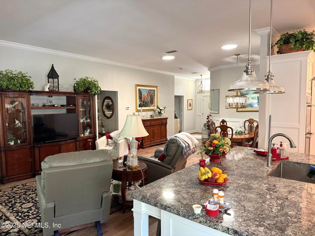 9234 SALTWATER Way, Jacksonville, FL 32256