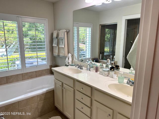 9234 SALTWATER Way, Jacksonville, FL 32256