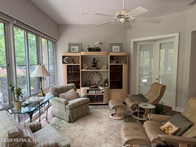 9234 SALTWATER Way, Jacksonville, FL 32256