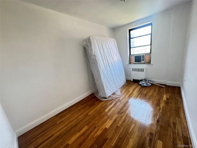 144-46 38th Avenue 4H, Flushing, NY 11354