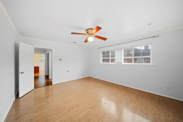 5215 Cheena Drive, Houston, TX 77096