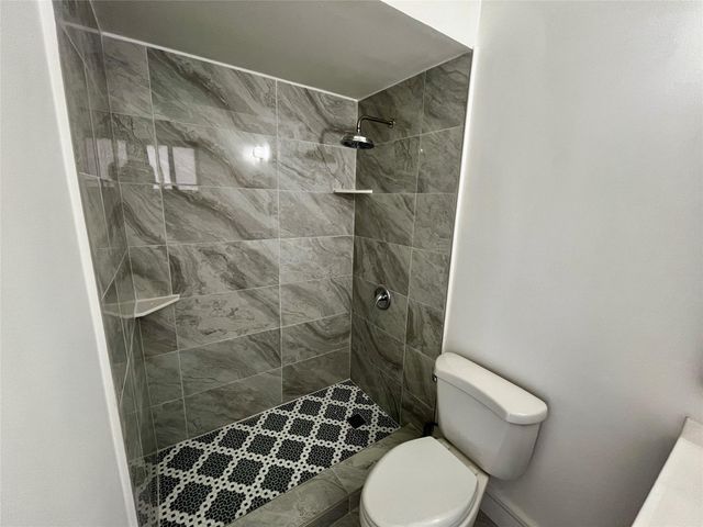 10901 NW 41st Dr, Coral Springs, FL 33065