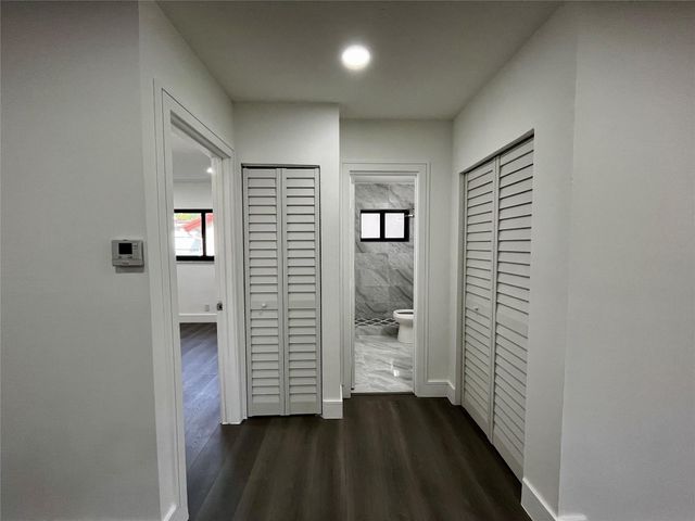10901 NW 41st Dr, Coral Springs, FL 33065