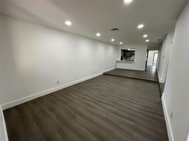 10901 NW 41st Dr, Coral Springs, FL 33065