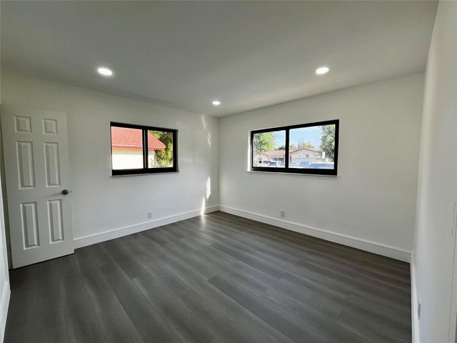 10901 NW 41st Dr, Coral Springs, FL 33065