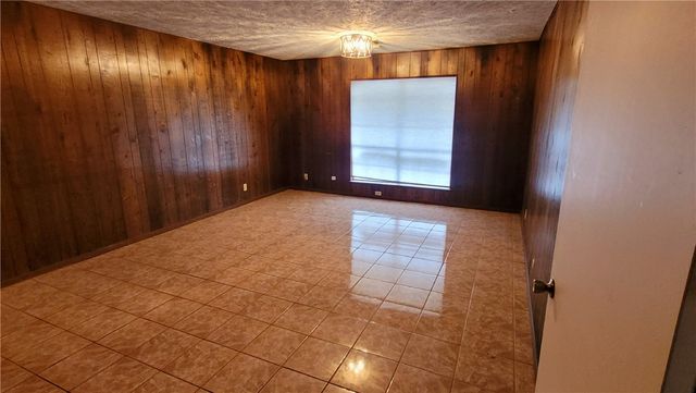 1101 Jefferson, Alice, TX 78332