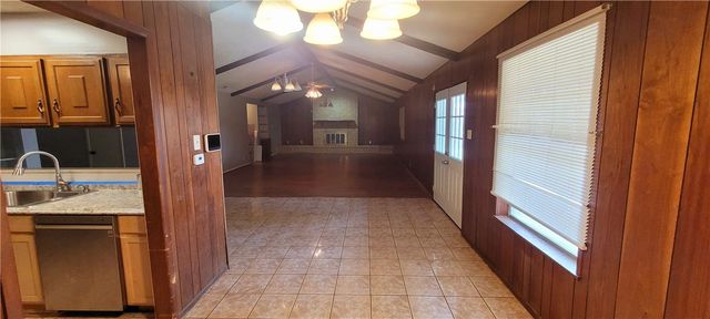 1101 Jefferson, Alice, TX 78332