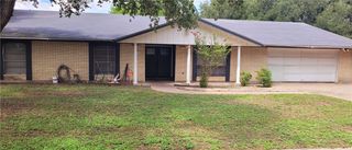 1101 Jefferson, Alice, TX 78332