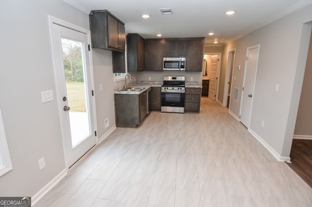 115 Garland Street, Molena, GA 30258