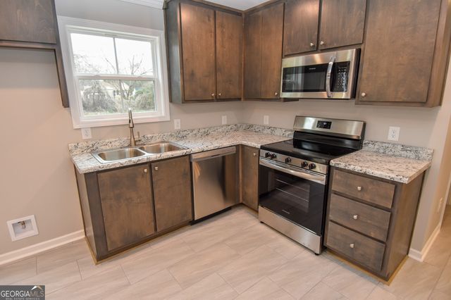 115 Garland Street, Molena, GA 30258