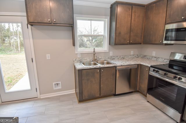 115 Garland Street, Molena, GA 30258