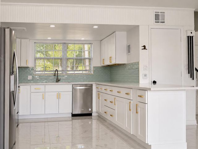 2614 Amherst Lane, Lake Worth Beach, FL 33460