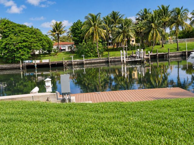 2614 Amherst Lane, Lake Worth Beach, FL 33460