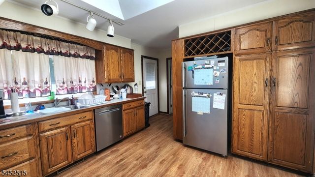 16 Lloyd Ave, Branchville Boro, NJ 07826