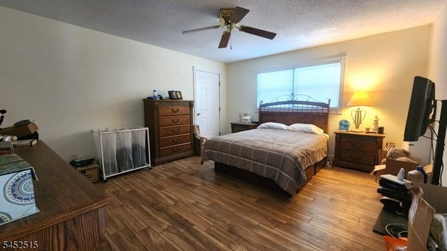 16 Lloyd Ave, Branchville Boro, NJ 07826