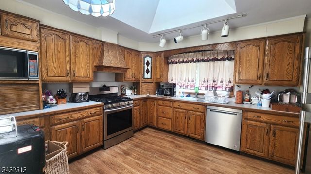 16 Lloyd Ave, Branchville Boro, NJ 07826