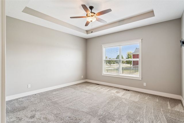 2001 NW Reinhart Drive, Ankeny, IA 50023