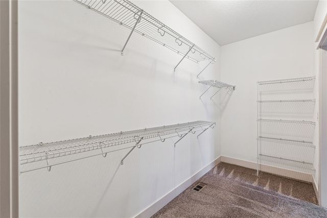 2001 NW Reinhart Drive, Ankeny, IA 50023