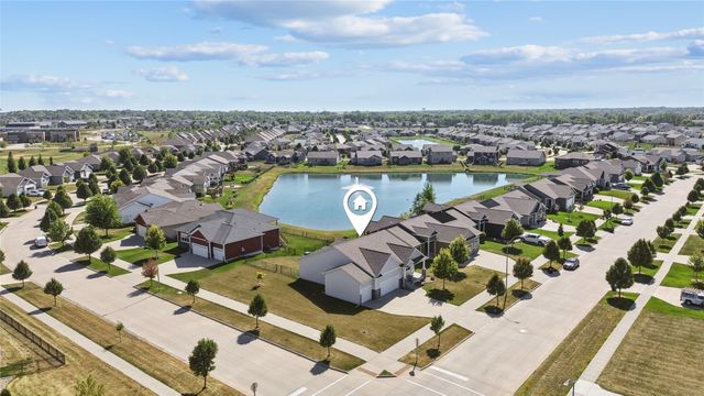2001 NW Reinhart Drive, Ankeny, IA 50023
